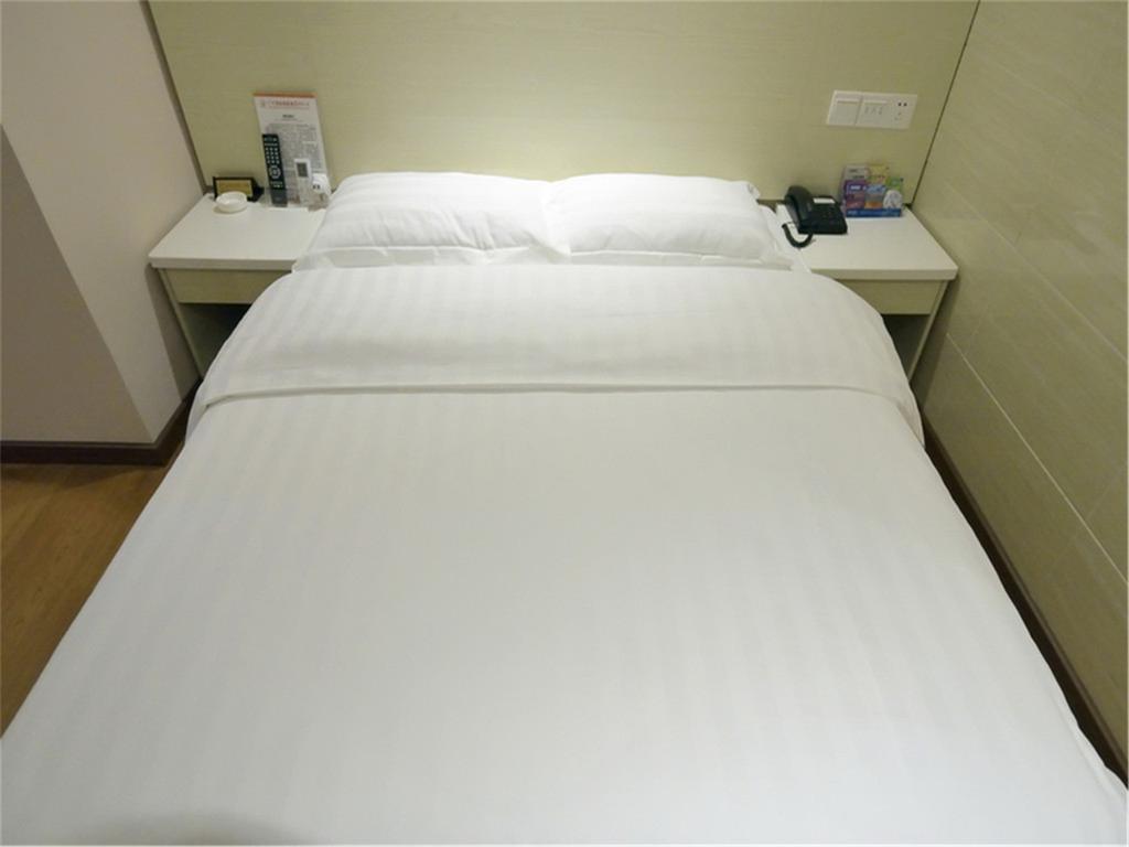 Fucheng Business Hotel Canton Esterno foto