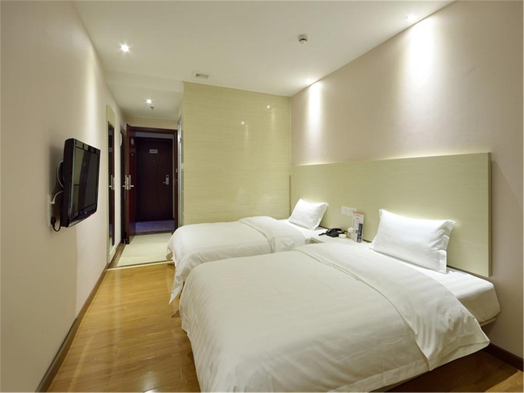 Fucheng Business Hotel Canton Esterno foto