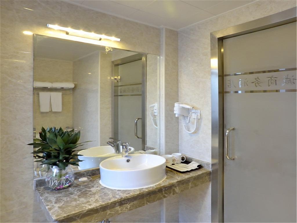 Fucheng Business Hotel Canton Esterno foto