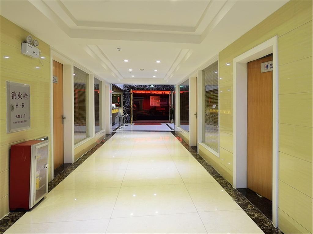 Fucheng Business Hotel Canton Esterno foto